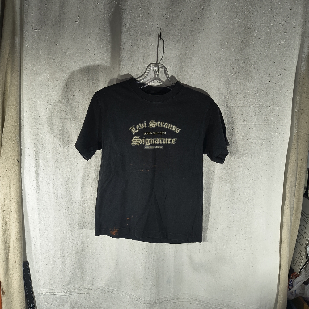 Levi's Kid's Size 6/7 Distressed Black  T-Shirt